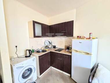 Verkauf - Wohnung in Alen mak,  Warna