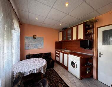Продажба - Апартамент в Дружба 3,  Русе
