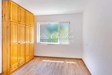 For sale - Floor of a house in Center,  Shumen