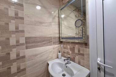 Продажа - Квартира в Здравец Изток,  Русе