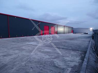 Vânzare - Spațiu de depozitare/Spațiu industrial/Service auto/Depozit/Fitnes în Bojuriștie,  Sofia Oblast