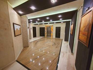 Închiriere - Apartament în Lazur,  Burgas