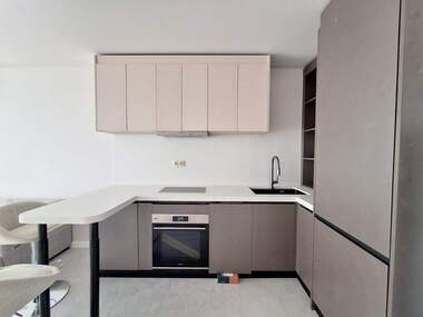 Miete - Wohnung in Malinowa Dolina,  Sovia