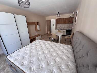 Miete - Wohnung in Bratia Miladinowi,  Burgas