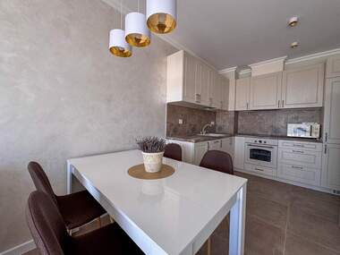 Închiriere - Apartament în Țentăr,  Burgas
