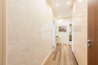 Продажба - Апартамент в Траката,  Варна