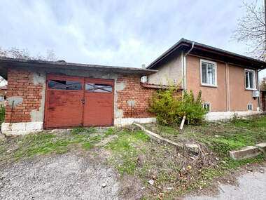 For sale - House in Iuper,  Razgrad