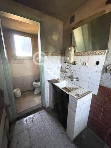Verkauf - Etage von Haus in Parwomayzi,  Weliko Tarnowo