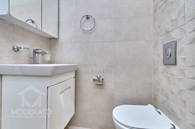 Vânzare - Apartament în Zornița,  Burgas