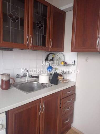 Vânzare - Apartament în Iztok,  Iambol