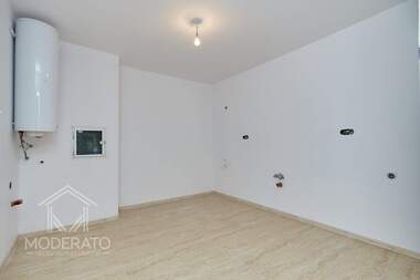 Продажба - Апартамент в Свети Влас,  Бургас