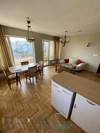 Miete - Wohnung in Lewski,  Warna