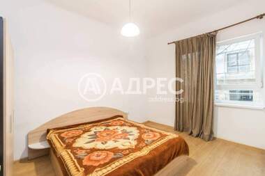 Аренда - Квартира в Център,  Варна