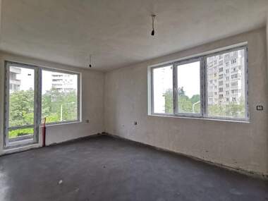 Продажба - Апартамент в Алеи Възраждане,  Русе