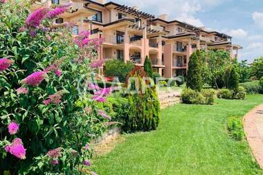 Satış - Apartman olarak Topola,  Dobriç