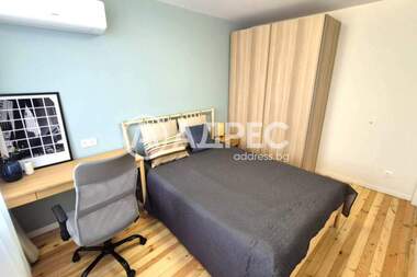 Închiriere - Apartament în Center,  Sofia