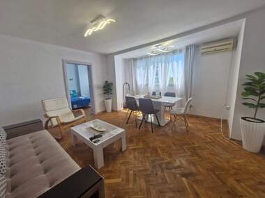 Miete - Wohnung in Lazur,  Burgas