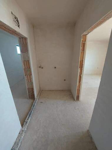 Verkauf - Wohnung in Zentar,  Targowishte