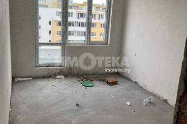 Verkauf - Wohnung in Üjen,  Plowdiw