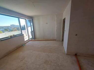 Verkauf - Wohnung in Zentar,  Targowishte