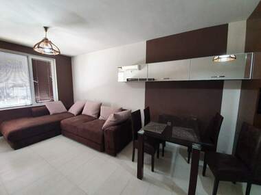 Închiriere - Apartament în Zornița,  Burgas