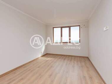 Vânzare - Apartament în Vinița,  Varna