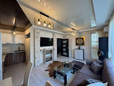 Închiriere - Apartament în Zornița,  Burgas