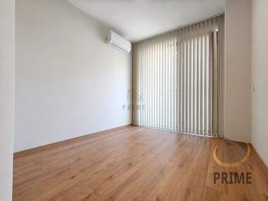 Miete - Wohnung in Zentar,  Burgas