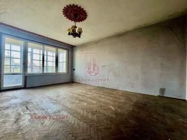 For sale - Apartment in Center,  Dobrich