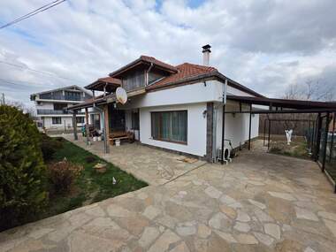 Satış - Ev olarak Razboyna,  Targovishte