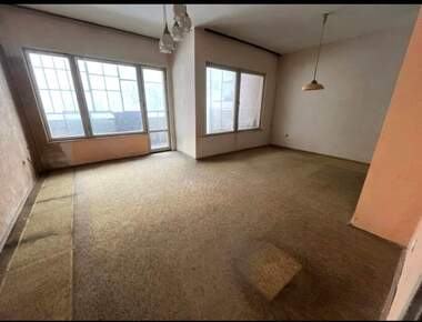 For sale - Apartment in VINS - Cherven ploshtad,  Varna