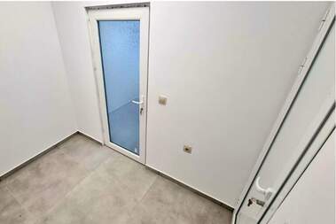 Miete - Laden in Rodina 1,  Ruse