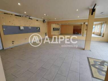 Ενοίκιο - Κατάστημα σε Колхозен пазар,  Варна