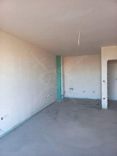 For sale - Apartment in Iujen,  Plovdiv