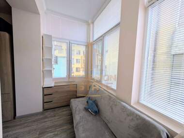 Vânzare - Apartament în Center,  Varna