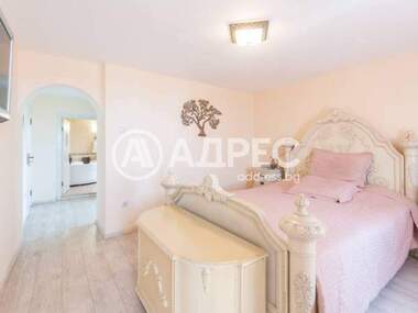 Продажба - Къща в Траката,  Варна