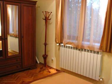 Închiriere - Casă în Vetren,  Burgas