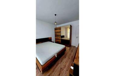 Închiriere - Apartament în Hășove,  Ruse