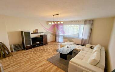Închiriere - Apartament în Center,  Varna