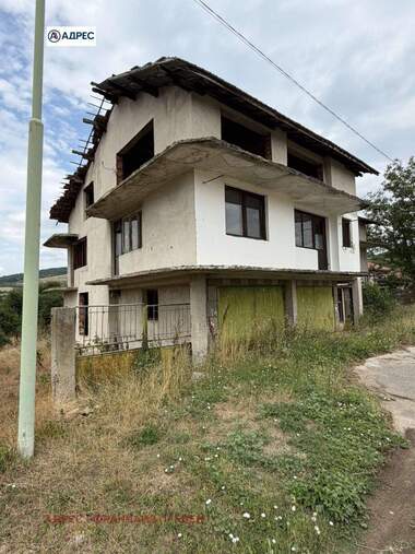 Продажа - Дом в Хлевене,  Ловеч
