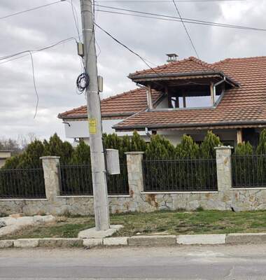 Satış - Ev olarak Razboyna,  Targovishte