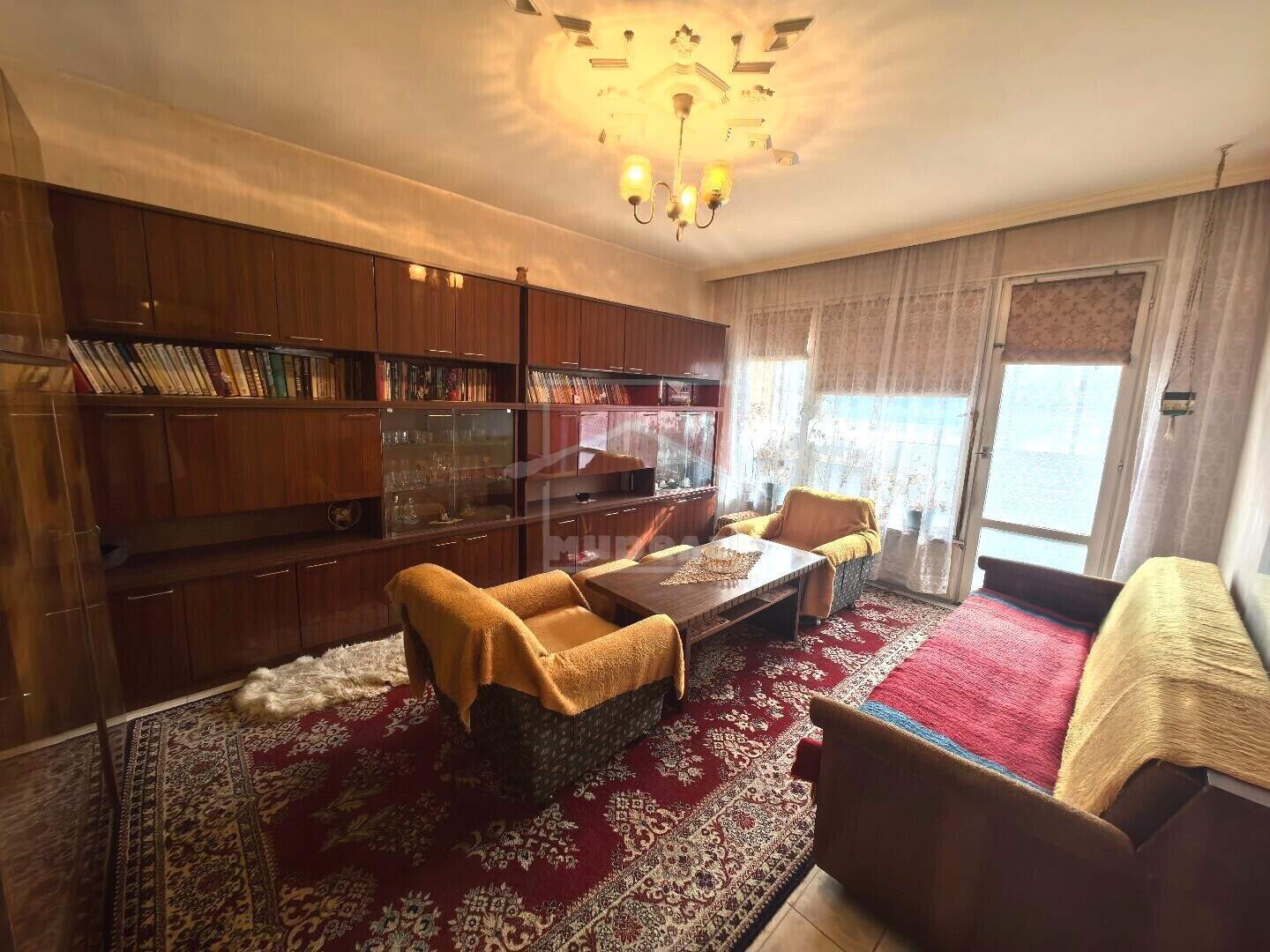 Двустаен Апартамент в Златен рог, Ямбол – снимка 2