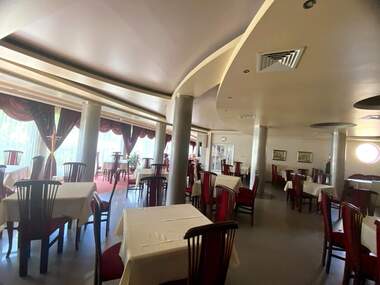 Vânzare - Restaurant în Karnobat,  Burgas