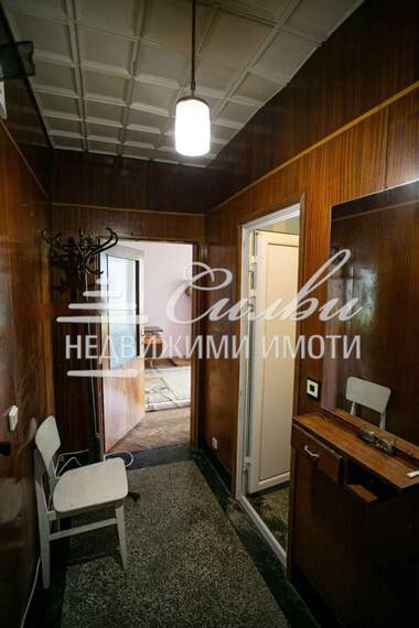Închiriere - Apartament în Dobrudjanski,  Șumen