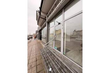 For rent - Store in Centar,  Targovishte