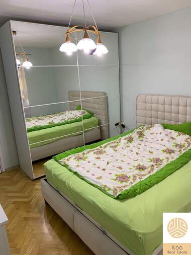 Продажба - Апартамент в Цветен квартал,  Варна