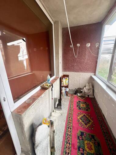 Продажба - Апартамент във Вароша,  Търговище