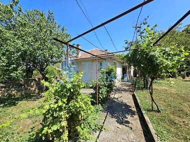 For sale - House in Burya,  Gabrovo