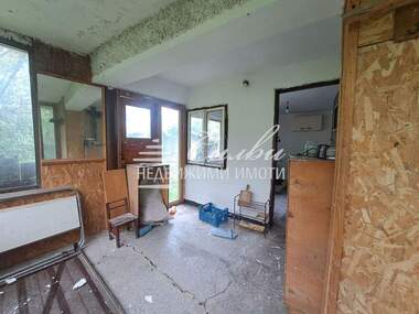 For sale - House in Pod manastira,  Shumen