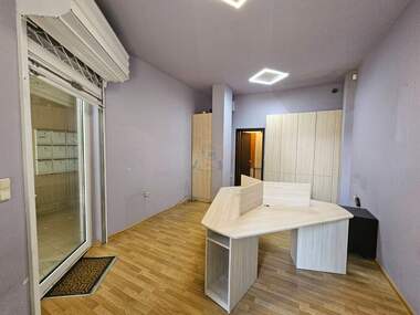Verkauf - Laden/Büro/Schönheitssalon/Gastronomie/Zahnarztbüro in Banischora,  Sovia